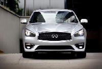  Infiniti Q70   